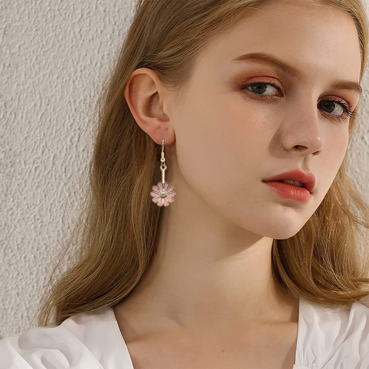 MAYCREATE 60pcs Assorted Gold Plated Enamel Pendants, Floral Themed Flower Charms for Jewelry, Bracelet, Earring, Necklace, Keychain DIY Jewelry Accessories Charms