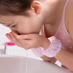 MAYCREATE 2 Pairs Wrist Spa Washband Microfiber Wrist Wash Towel Band Wristband for Washing Face Absorbent Wrist Sweatband for Women Girls, Prevent Liquid from Spilling (Blue+Pink)