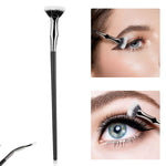 MAYCREATE Eyelash Fan Brush for Precise Mascara Application with 120° Angled Head & Soft Nylon Bristles