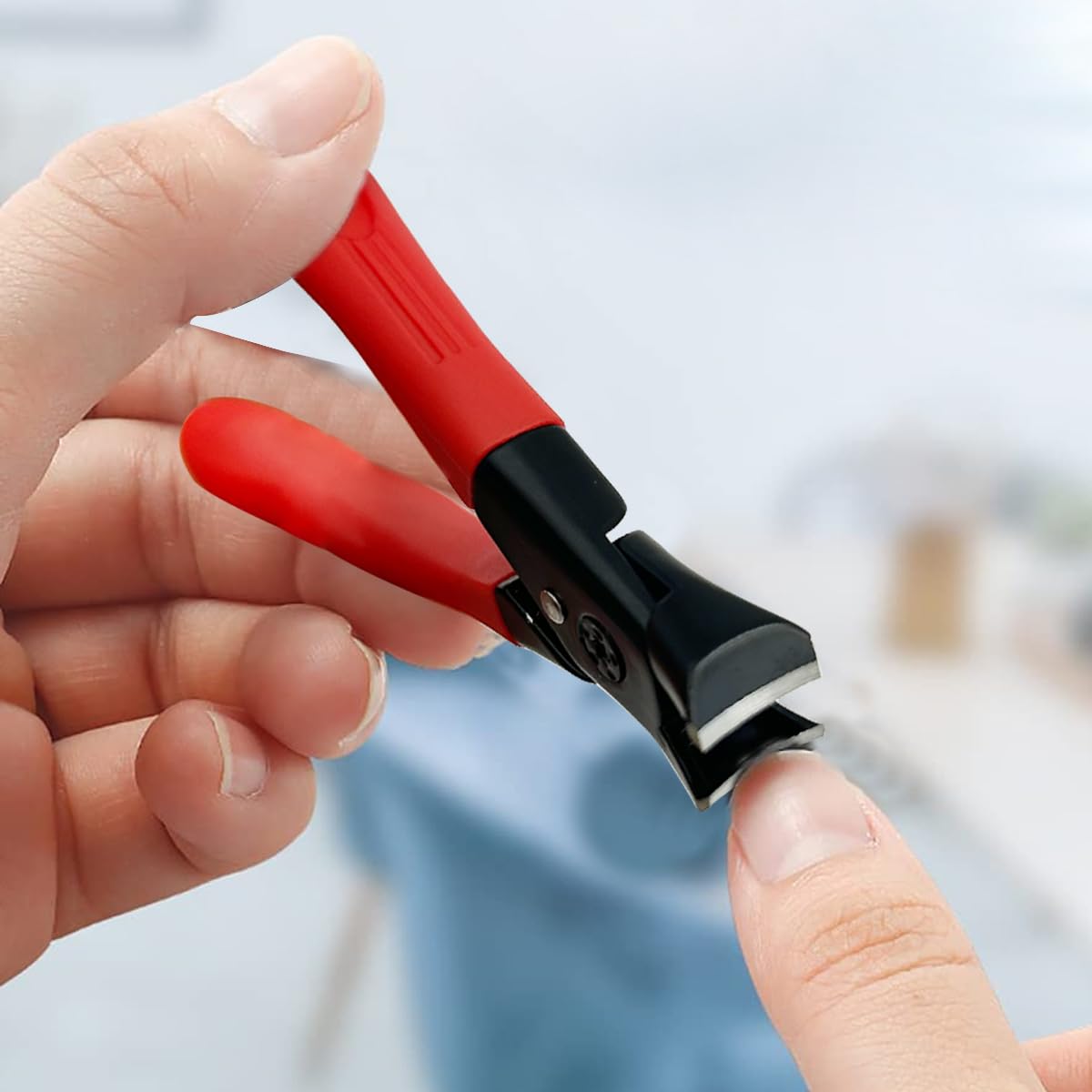 MAYCREATE Thick Nail Clipper for Tough Nails with 9×5.3 cm Long Handle and Anti‑Splash Design | Stainless Steel Cutter for Adults and Seniors