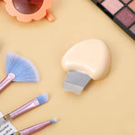 MAYCREATE Blackhead Remover Tool for Face with Curved Scraper and Heart-Shaped Handle