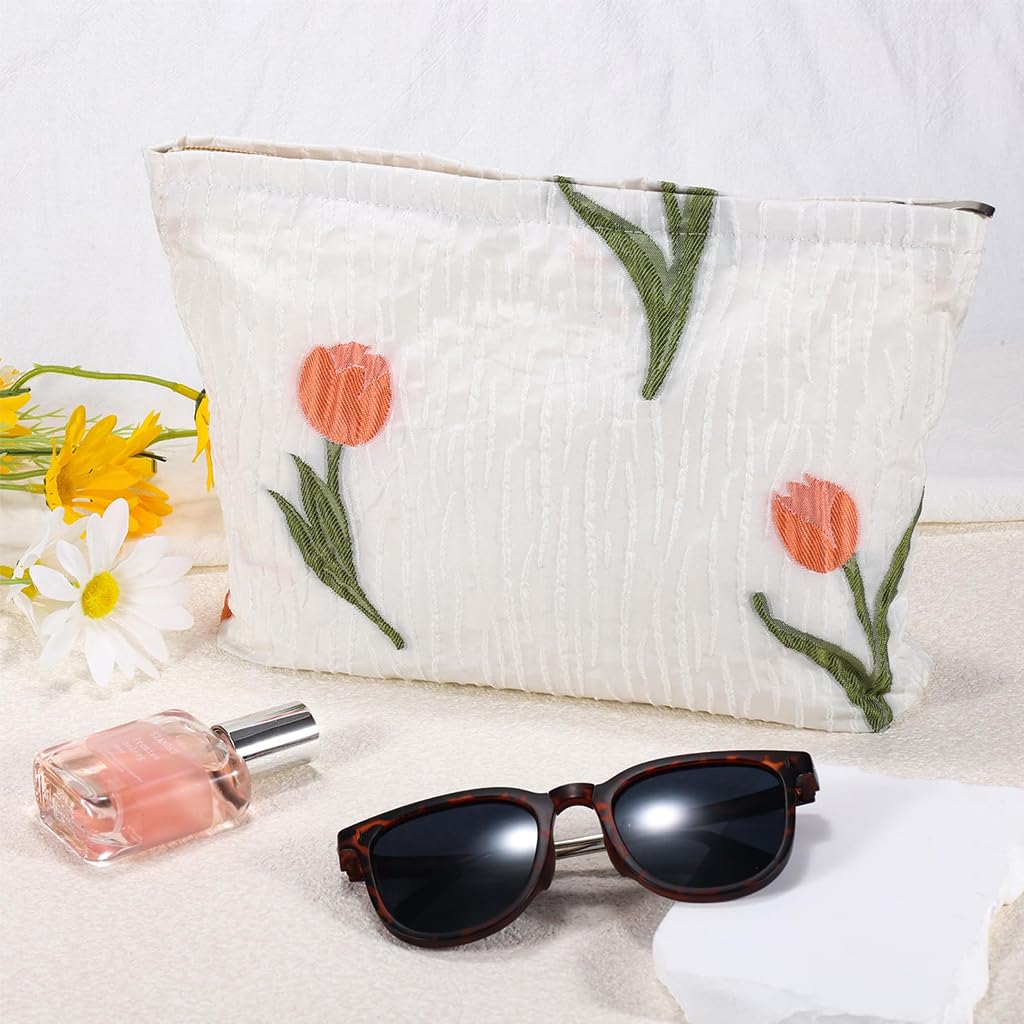 MAYCREATE Tulips Makeup Pouch Bag for Travel with Smooth Zipper Closure and 26x19cm Capacity | Textured Polyester Organizer for Women