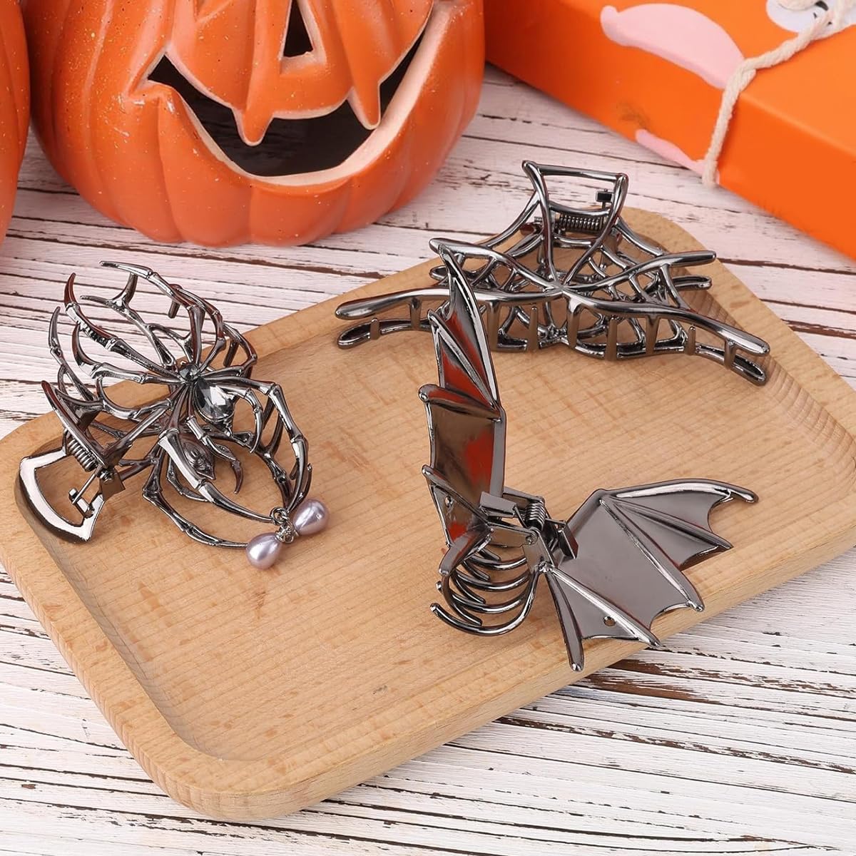 MAYCREATE Gothic Hair Claw Clips for Halloween with Cobweb Bat and Spider Design | 3Pcs Metal Set